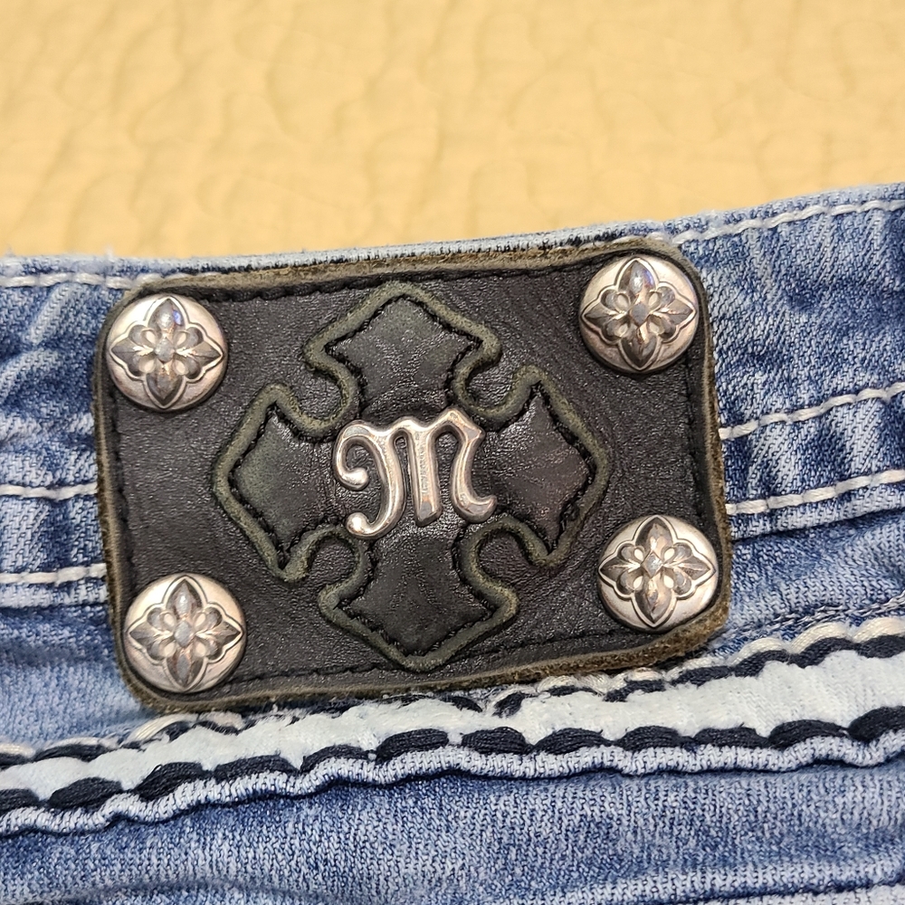 Miss Me relaxed bootcut jeans size 30 - Picture 3 of 11